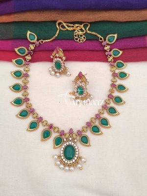 Elegant Palaka Style Necklace