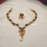 Floral Design Green Stone Necklace