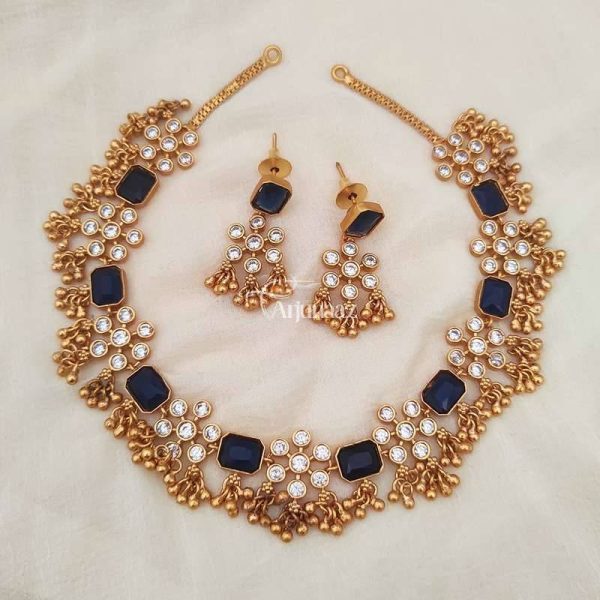 Royal Blue Stone Floral Loreal Necklace