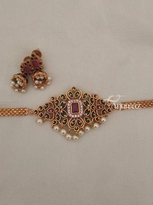 Beautiful Kemp Stone Choker