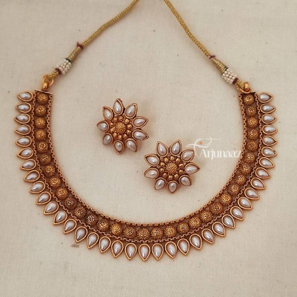 Stunning Pearl Mallu Necklace