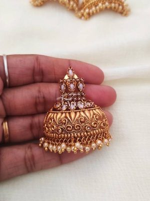 Beautiful Pearl Halfcut Earrings