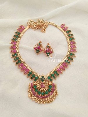 Traditional CZ Stones Necklace