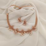 Pretty Design Pearls Choker