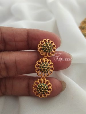 Awesome Floral Green Necklace