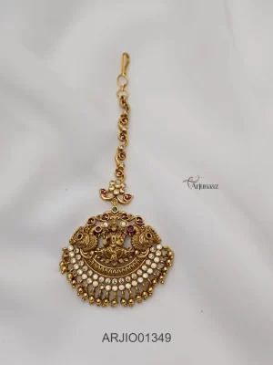 Attractive Lakshmi Maang Tikka