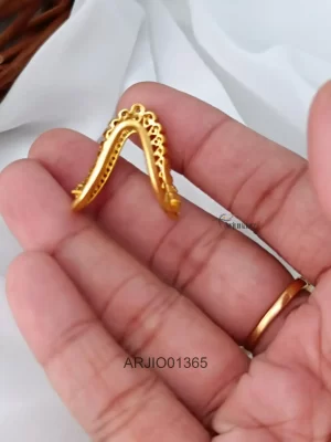 Elite Gold Polish Ruby Finger Ring