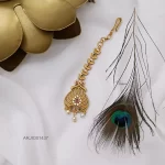 Leaf Design and Dual Peacock Tikka