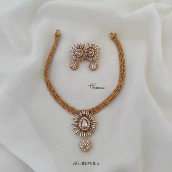 Wonderful Attigai Flower Necklace