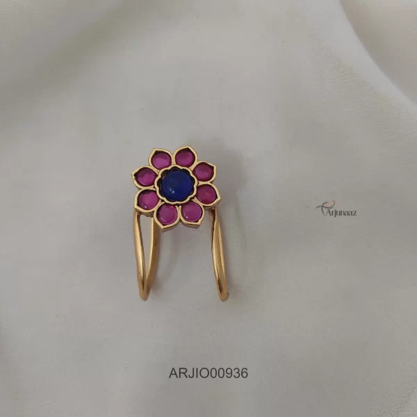 Flower Design Finger Ring