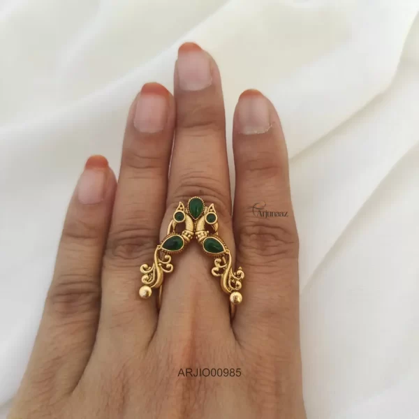 Beautiful Peacock Pearl Finger Ring
