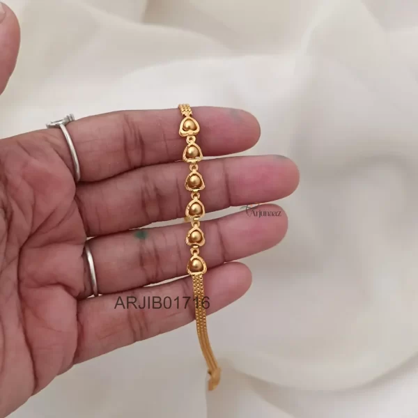 Elegant Gold Look Bracelet