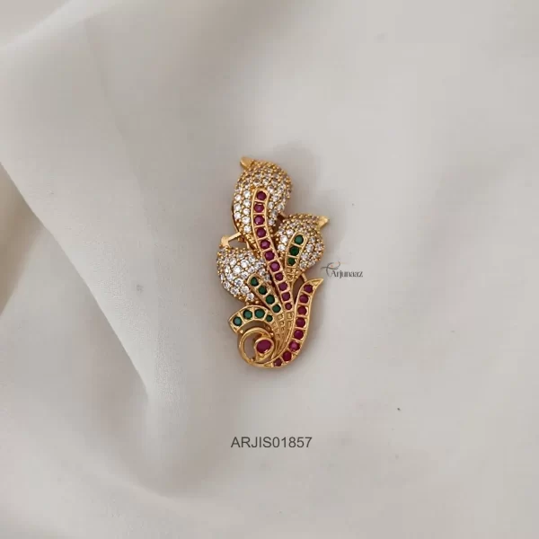 Unique Design Saree Pin