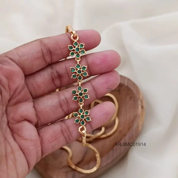 Floral Design Green Stone Mugappu Chain