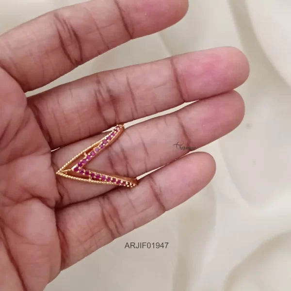 Traditional V Shaped Ring