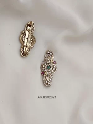 Cute Victorian Polish Saree Pin