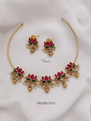 Traditional Lotus Hasli Necklace