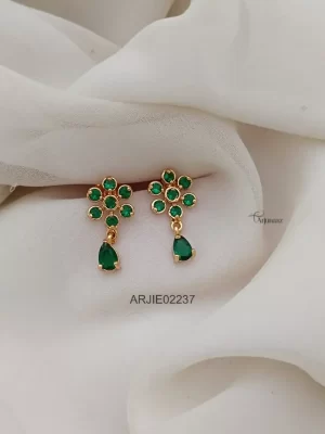 Daimond Look Floral Green Earrings