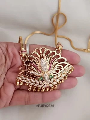 Vaagai Flower Multi Stone Pendant Chain