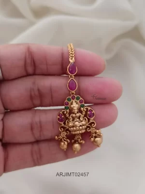 Matte Finish Ruby & Green Maang Tikka