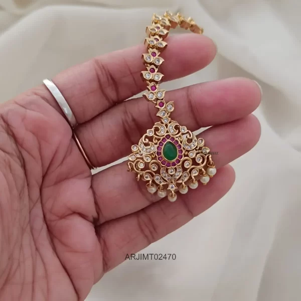 Matte Finish Stone Maang Tikka