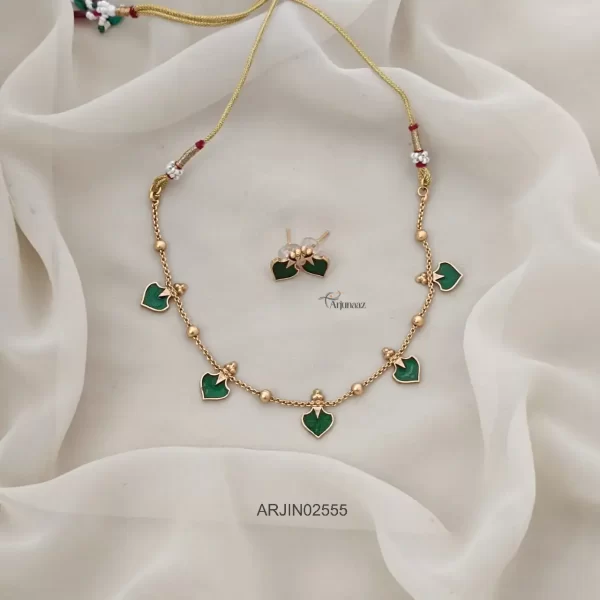 Thin Chain Green Palakka Necklace