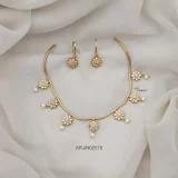 Thin Chain Floral White Stone Necklace