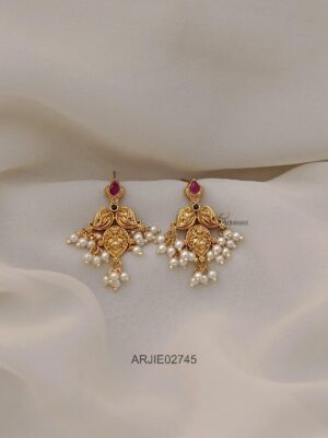Antique Leaf Pearl Earrings - Ruby & Green