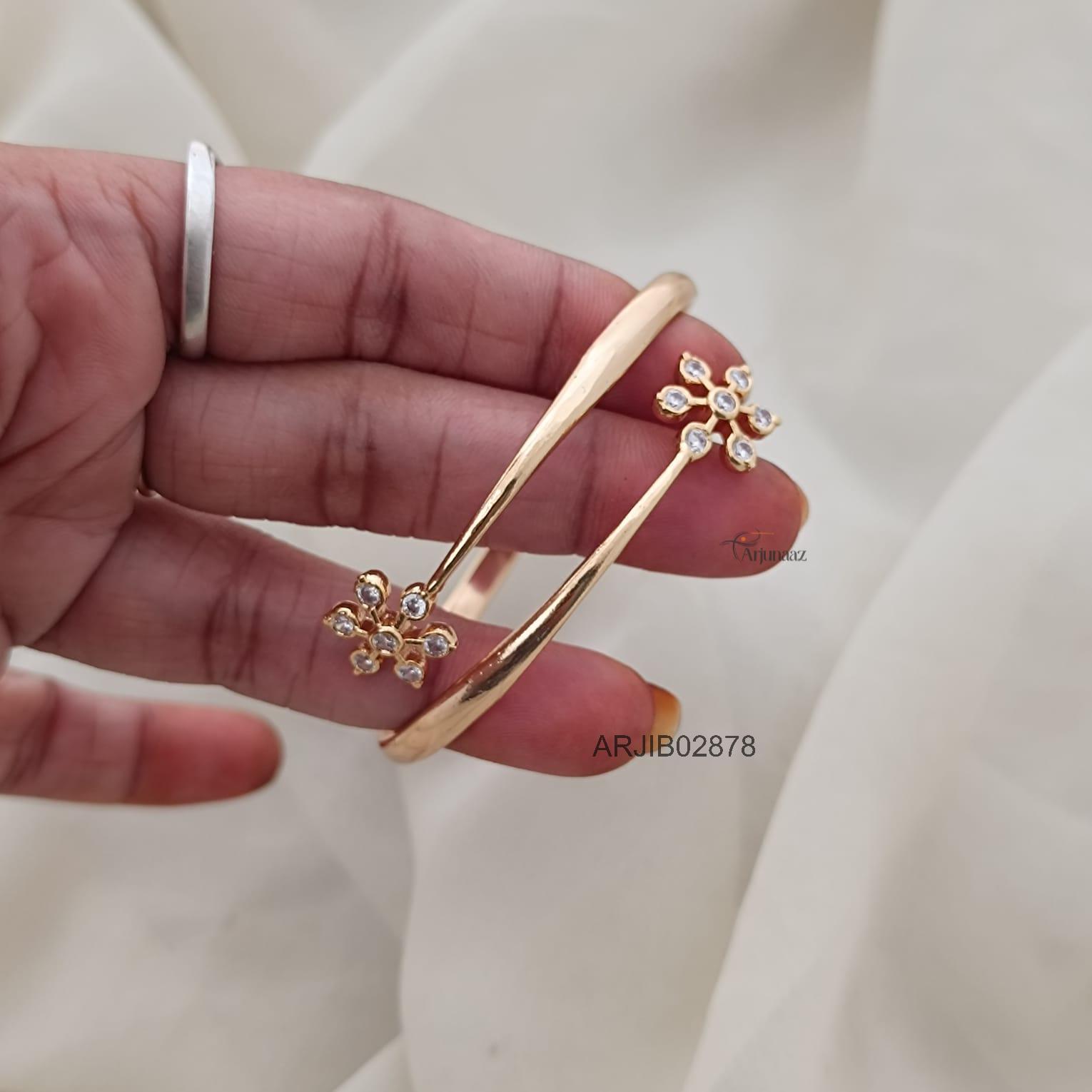 2878-02 Floral Diamond Look Alike Bracelet