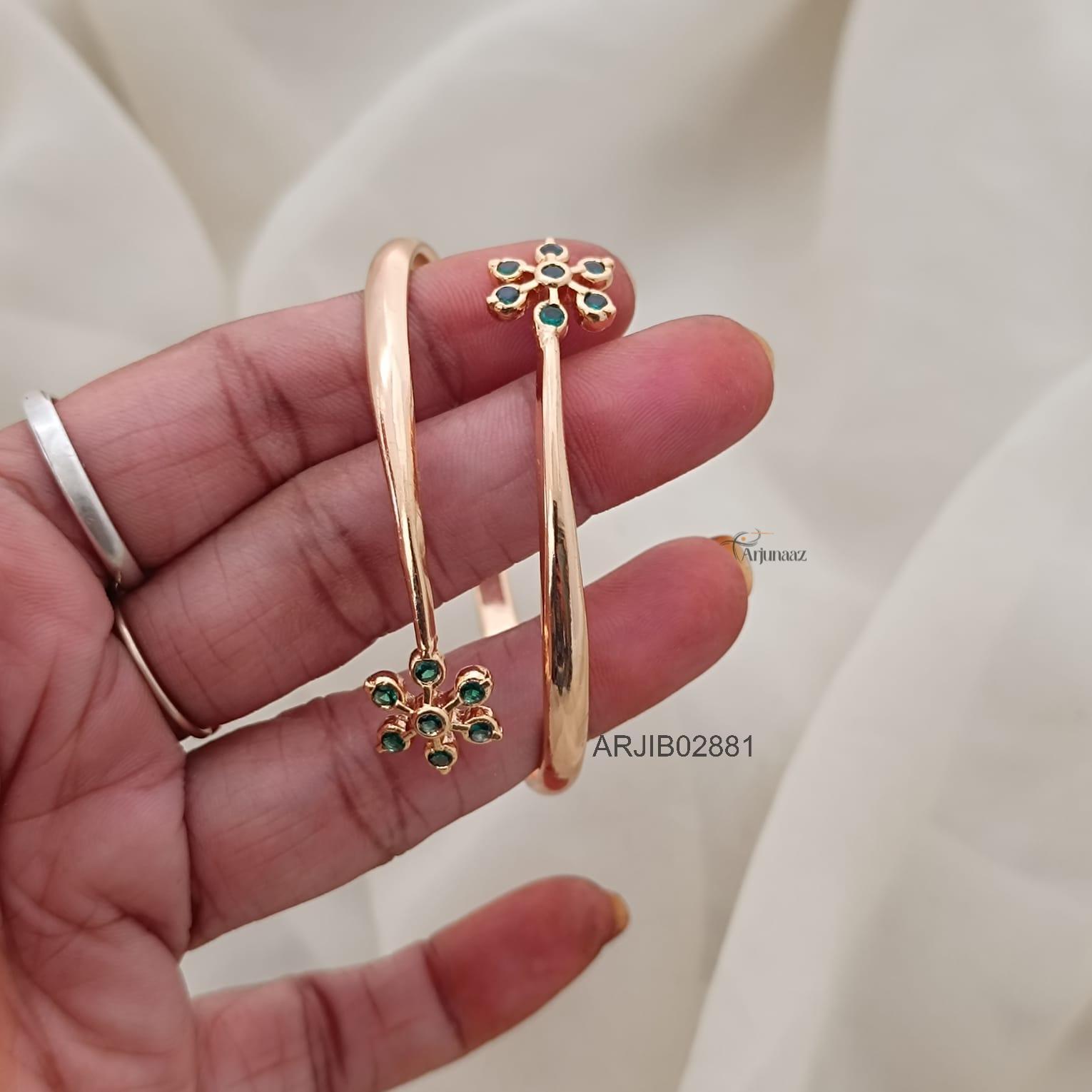 2881-02 Floral Green Diamond Look Alike Bracelet