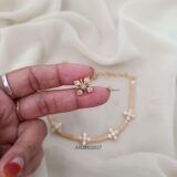 Gold Look Alike Floral White Stone Necklace ARJIE02937