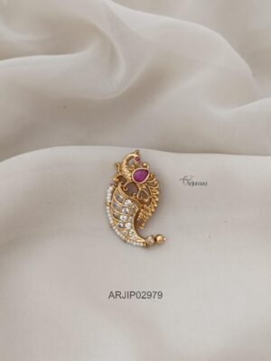 Peacock Nail Pendant ARJIP02979