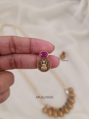 Navarathna Pearl Chain