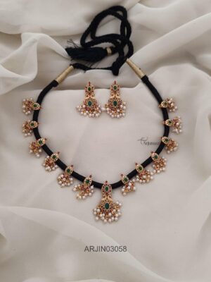 Black Thread Loreal Pearl Necklace