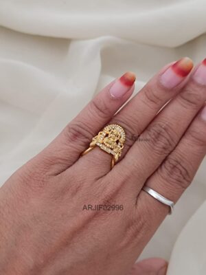 Antique Lakshmi Vanki Finger Ring