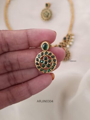 Traditional Emerald Stone Necklace