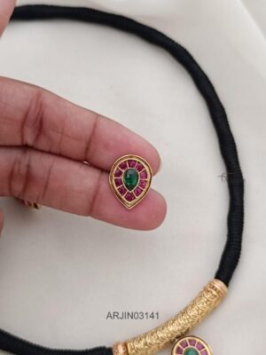 Simple Black Dori Necklace