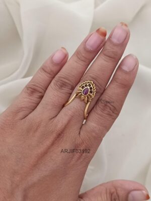 Antique Lotus Ruby Vanki Ring