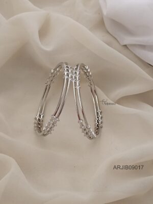 (2.10) Size Daily Wear White Stone Bangles