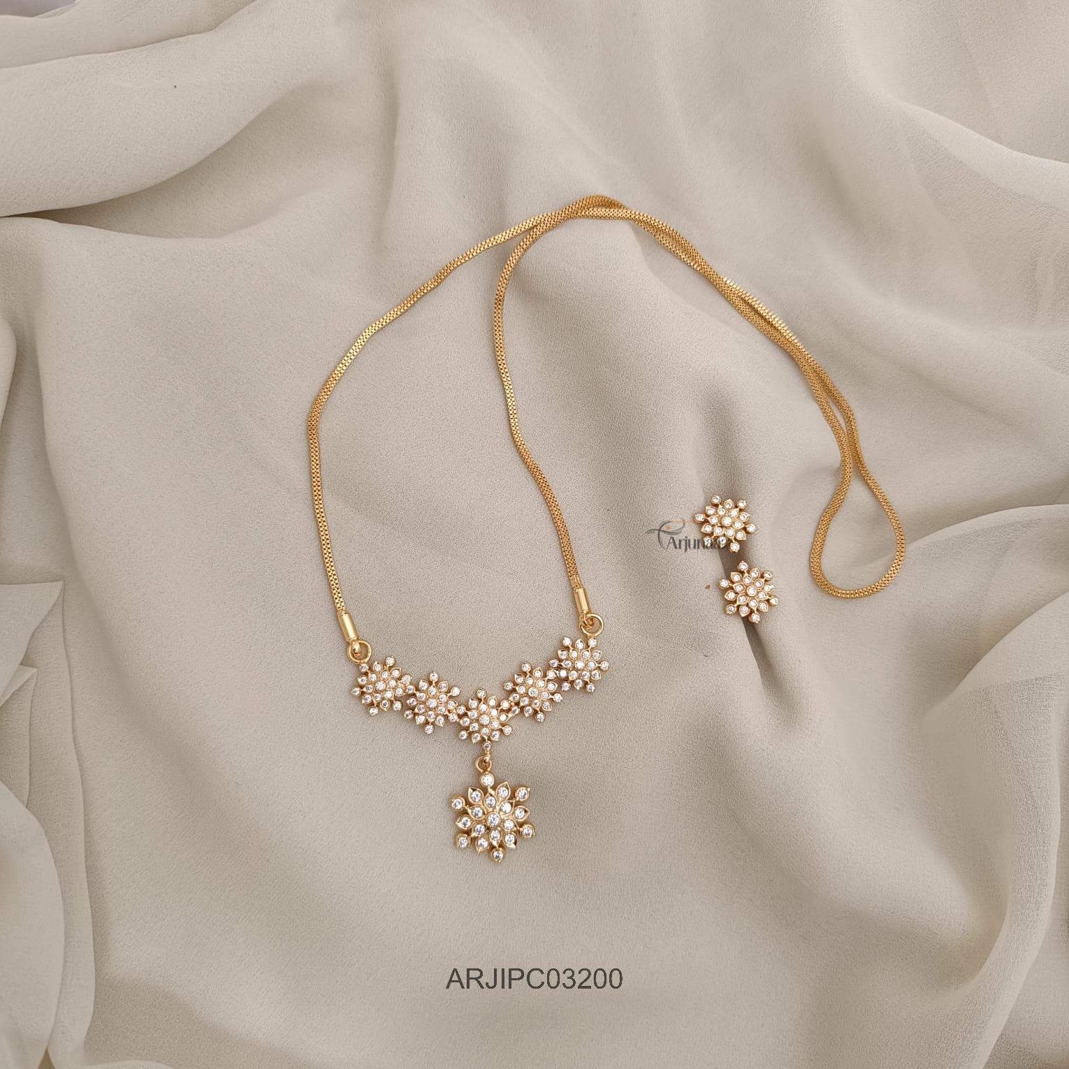 Dollar Chain with Earrings ARJIPC03200 Dollar Chain with Earrings ARJIPC03200