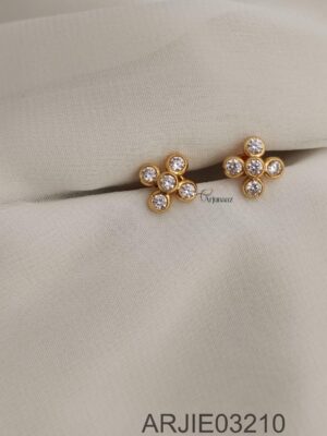 5 White Stone Screw Back Earrings ARJIE03210