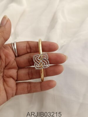 White Stone Open Type Bracelet ARJIB03215