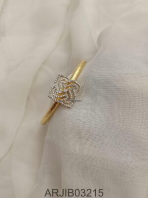 White Stone Open Type Bracelet ARJIB03215